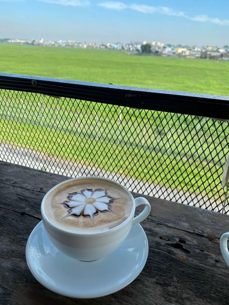 Cathay Coffee and Pub