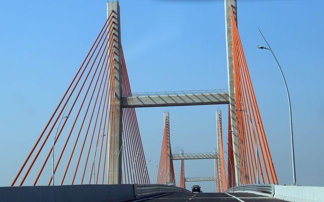 Cầu Bạch Đằng (hơn 7.600 tỷ đồng)