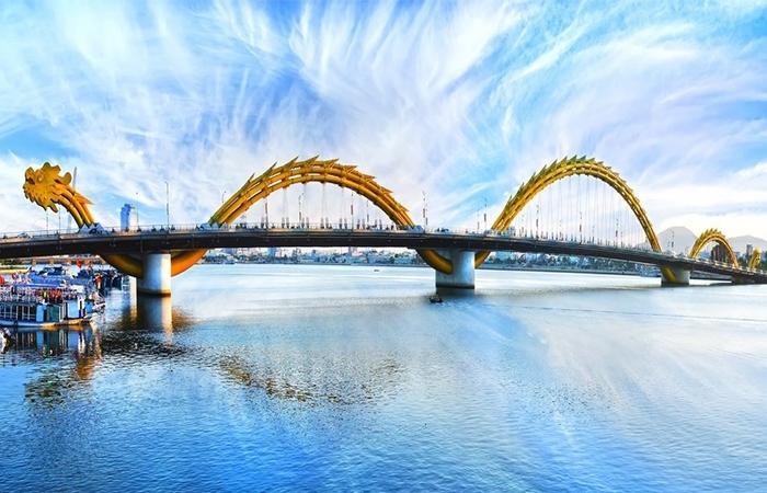 Dragon Bridge es un símbolo de Da Nang