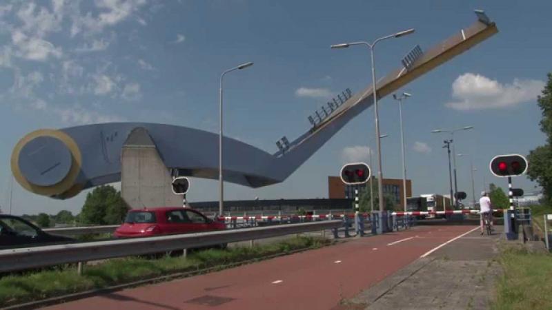 Cầu Slauerhoffbrug, thành phố Leeuwarden, Hà Lan