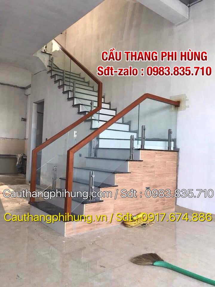 Cầu thang Phi Hùng