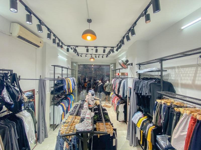 Deal 18 - Địa chỉ cung cấp quần áo nam chất lượng tại Sài Gòn