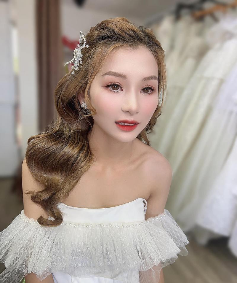 Chang Make Up (Trần Thị Mỹ Trang)