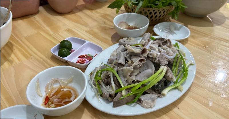 Cháo Lòng Cô Hoa