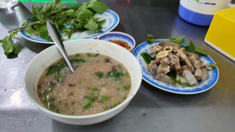 Cháo lòng Hồng Nhung