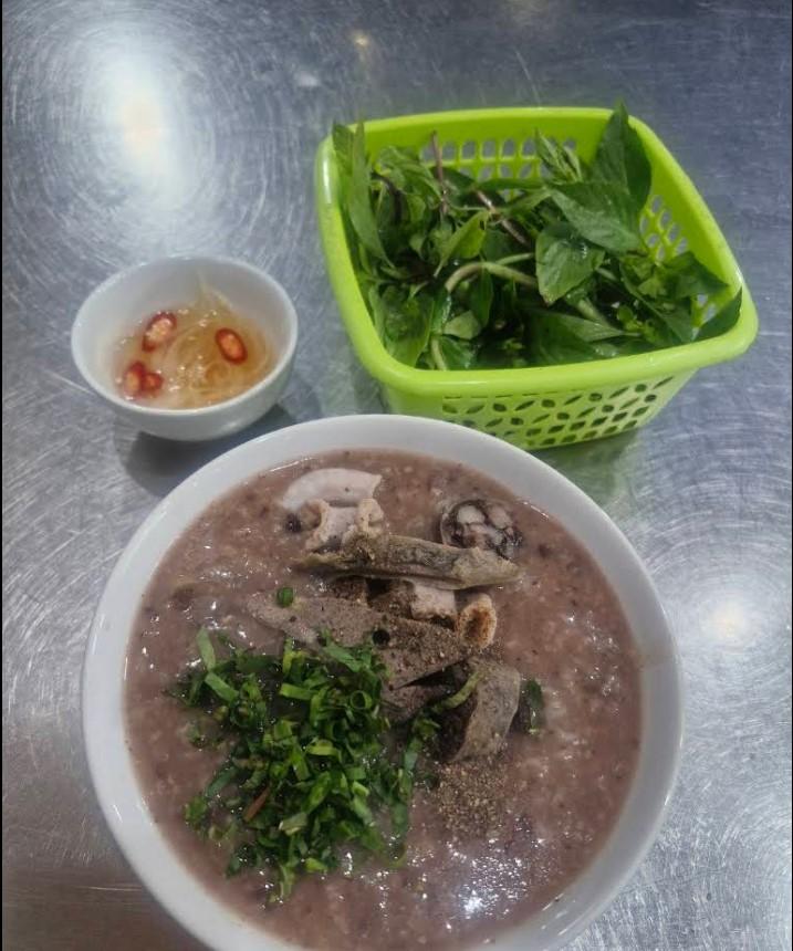 Cháo lòng Tuấn Thu (Cô Lan)