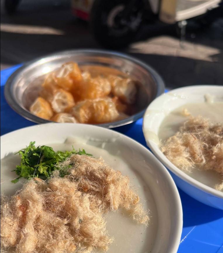 Cháo sườn Thúy