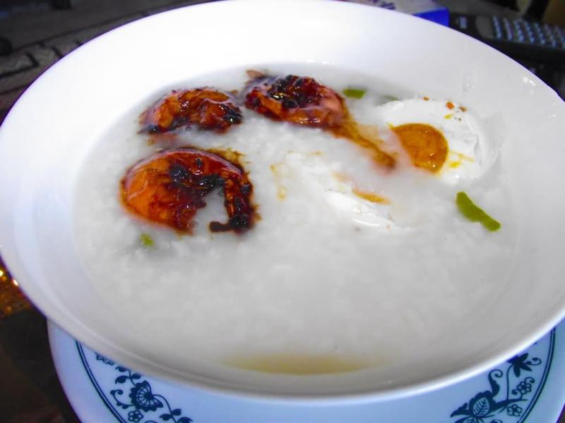 Món ăn hấp dẫn cho mùa mưa tại Sài Gòn
