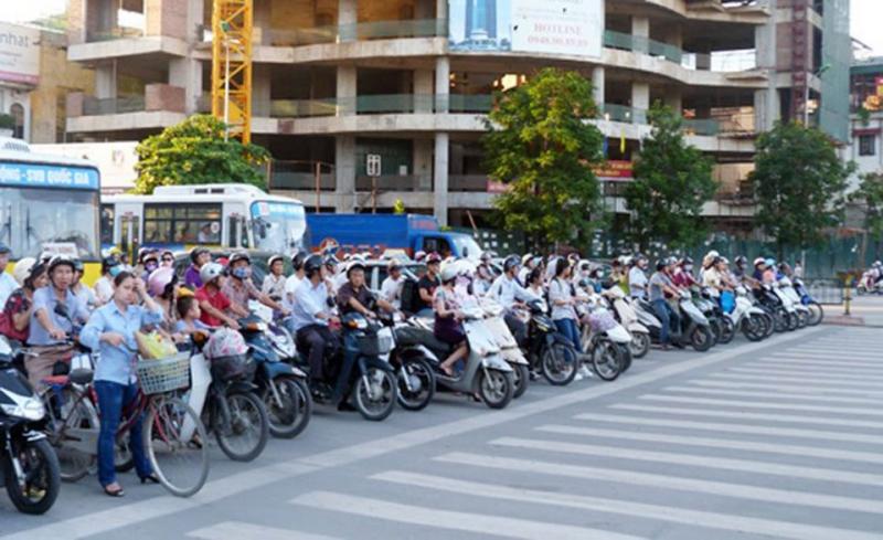 Tuân thủ các quy định về an toàn giao thông