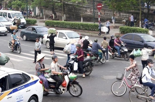 Vì lối suy nghĩ “chỉ chạy ngược chiều một đoạn cho ngắn” mà nhiều vụ tai nạn thương tâm đã xảy ra.