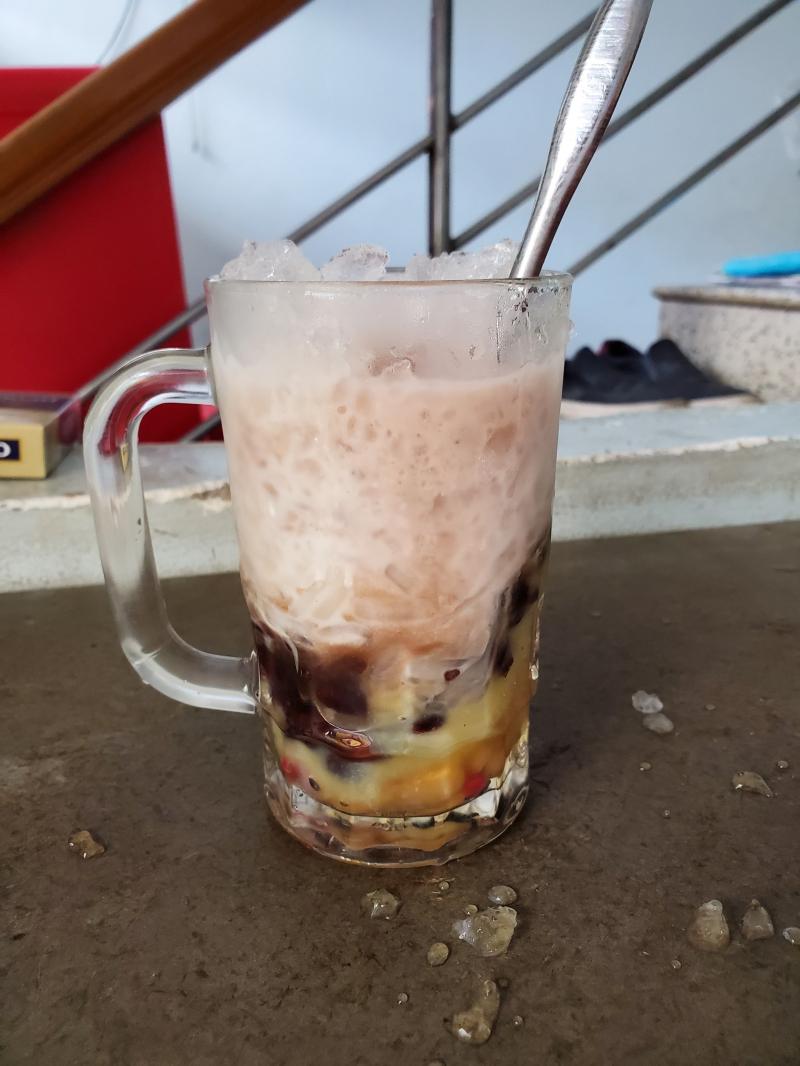 Chè ba màu