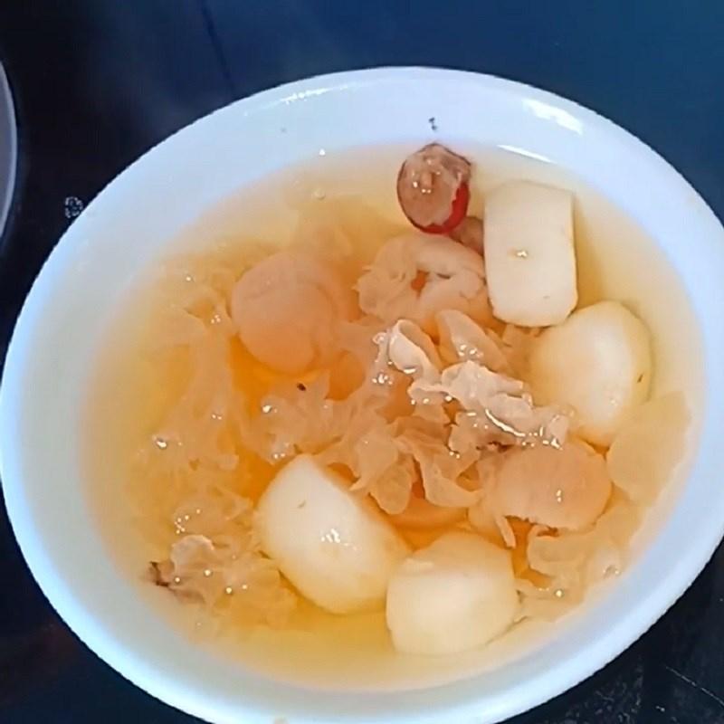 Chè củ năng nấm tuyết