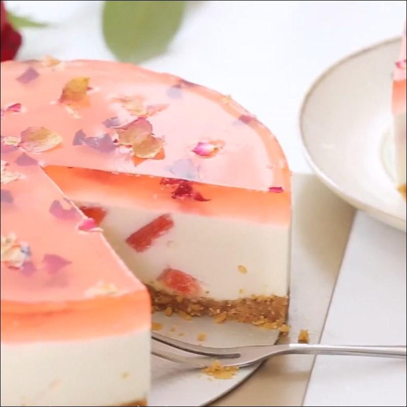 Cheesecake hoa hồng