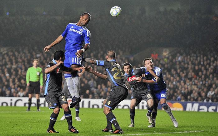 Chelsea 4-1 Napoli (tổng hợp 5-4), 2012