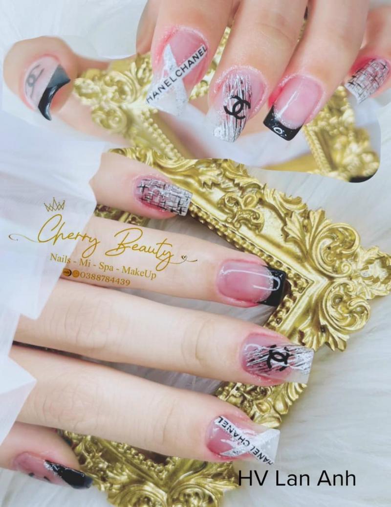 Học viên tại Cherry Nail sẽ được cấp chứng chỉ nghề sau khóa học, được giới thiệu để tham gia các cuộc thi làm đẹp trong nước và quốc tế