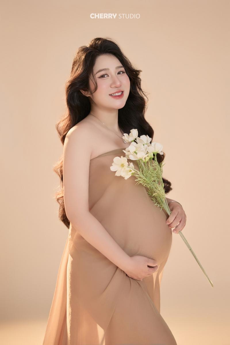 Cherry Studio - chuyên chụp ảnh bầu xinh