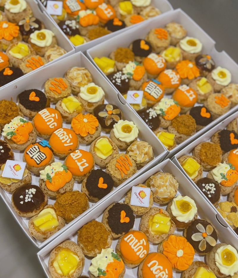 ✓B3D13 - Bánh sinh nhật tạo hình trang sách size 28*44 - Tokyo Gâteaux -  Đặt lấy ngay tại Hà Nội