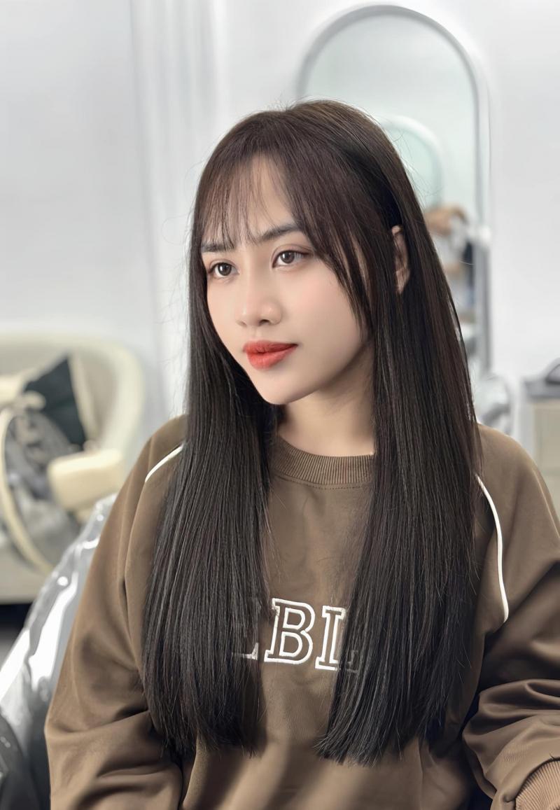 Chin Hair & Spa Beauty