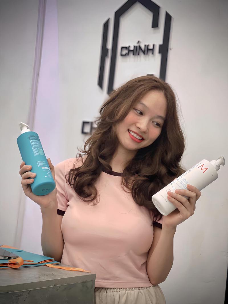 Tạo kiểu tóc bởi Chính Hair