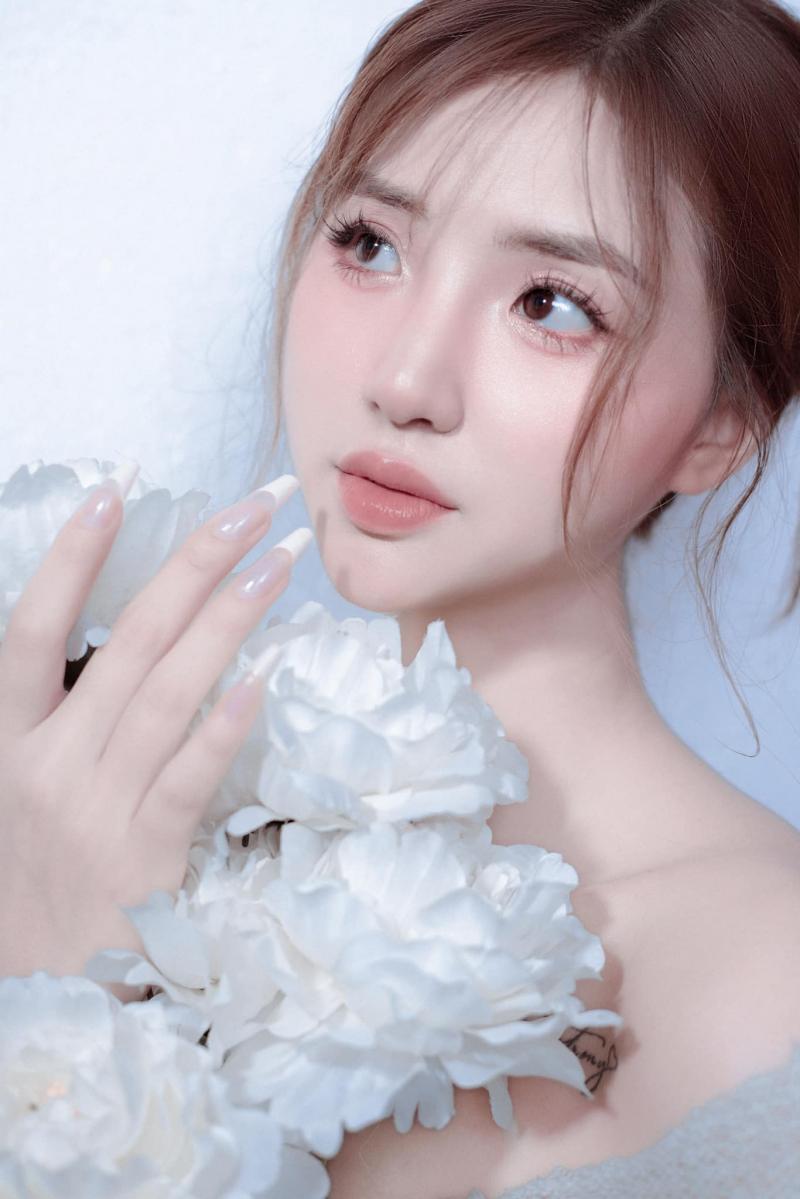 Chinh Tây Make Up Bridal