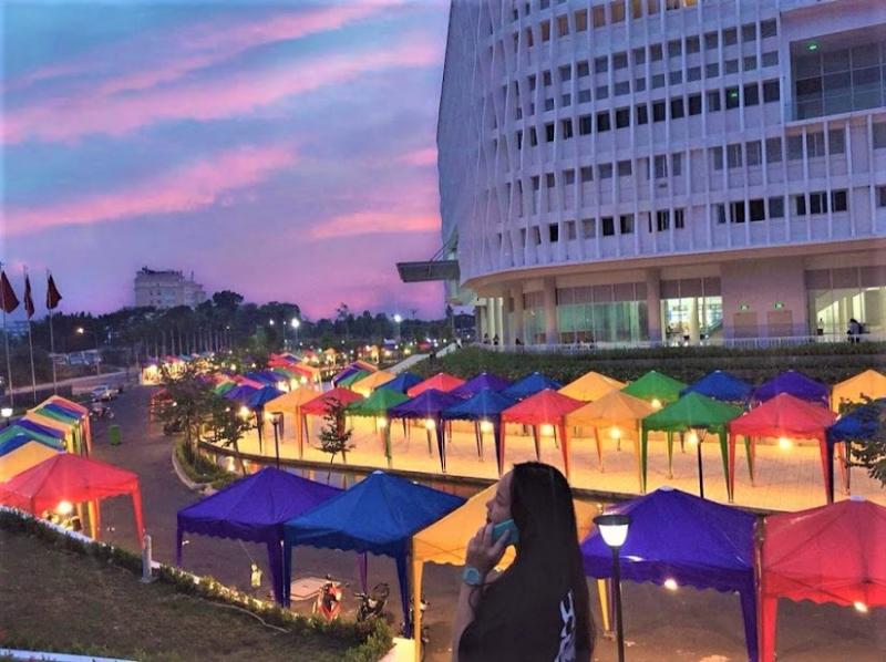 Chợ đêm sinh viên làng đại học