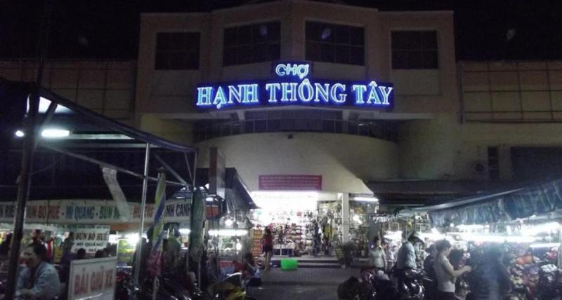 Chợ Hạnh Thông Tây