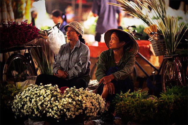 Làng/chợ hoa Nghi Tàm