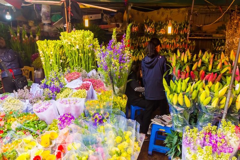 Chợ hoa Tây Tựu