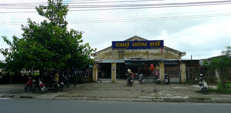 Chợ Hòn Rớ