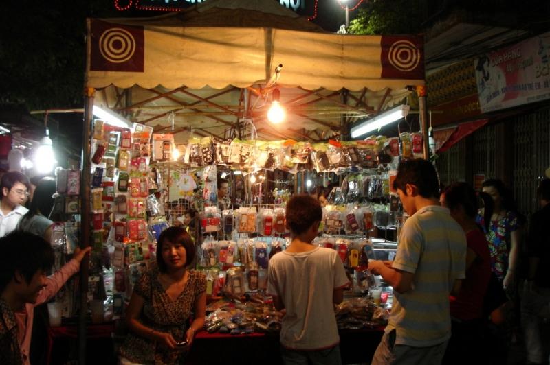 Khu chợ đêm sinh viên Hà Nội ở Lĩnh Nam