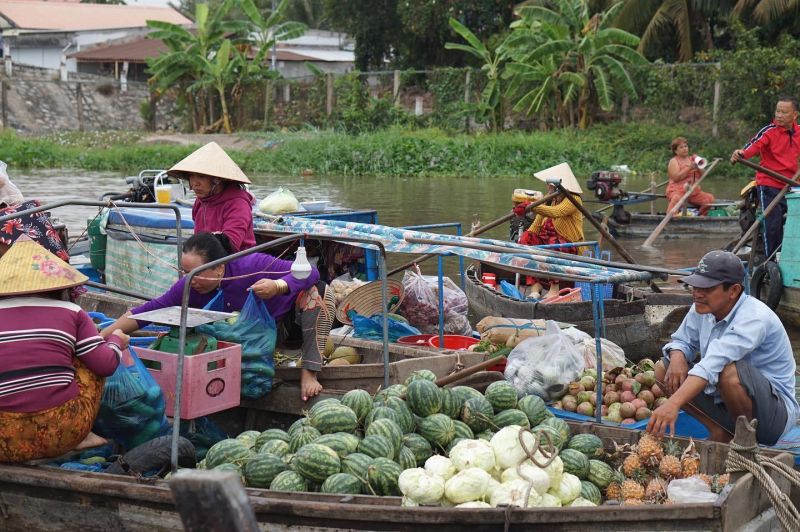 Chợ nổi Phong Điền - Cần Thơ