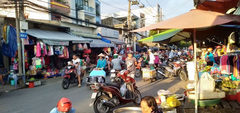 Chợ Suối Tiên