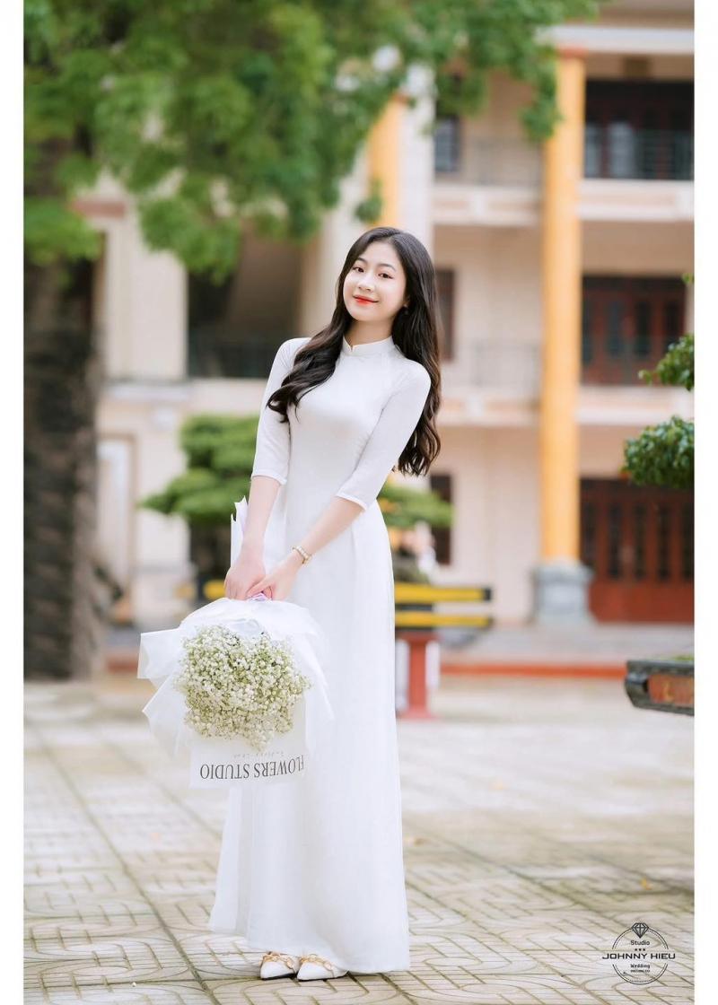 Cho thuê áo dài Minh Đức