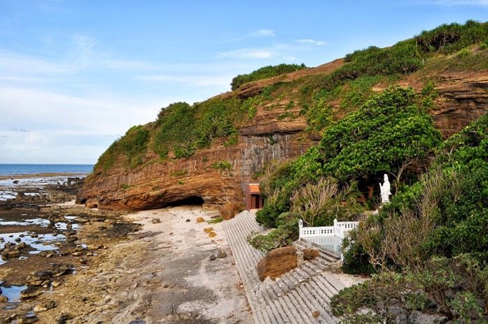 Chùa Hang – Kiệt tác thiên nhiên tại đảo Lý Sơn