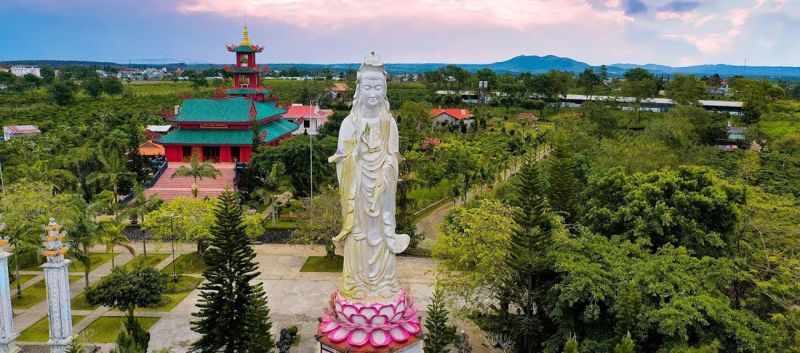 Chùa Hoa Nghiêm – Không gian yên bình giữa thiên nhiên