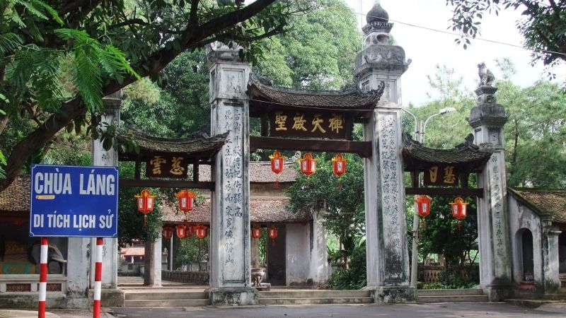 Khung cảnh chùa Láng-Hà Nội