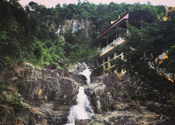 Chùa Suối Đổ – Linh thiêng giữa núi rừng