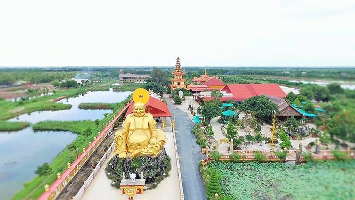 Van Phuoc Pagoda