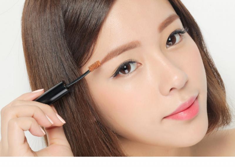 Chuốt mascara cho lông mày