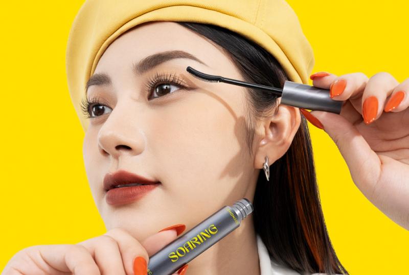 Chuốt mi tơi dài lâu trôi Lemonade Soaring Mascara