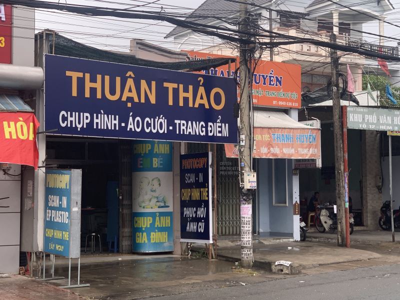 Chụp hình thẻ - Áo cưới Thuận Thảo