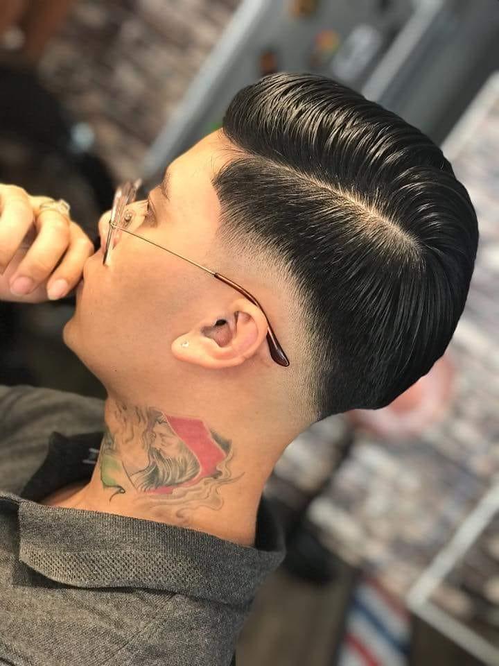 Đến ngay  Classic BarBer SHOP để chọn cho mình một kiểu tóc phù hợp nhất nào