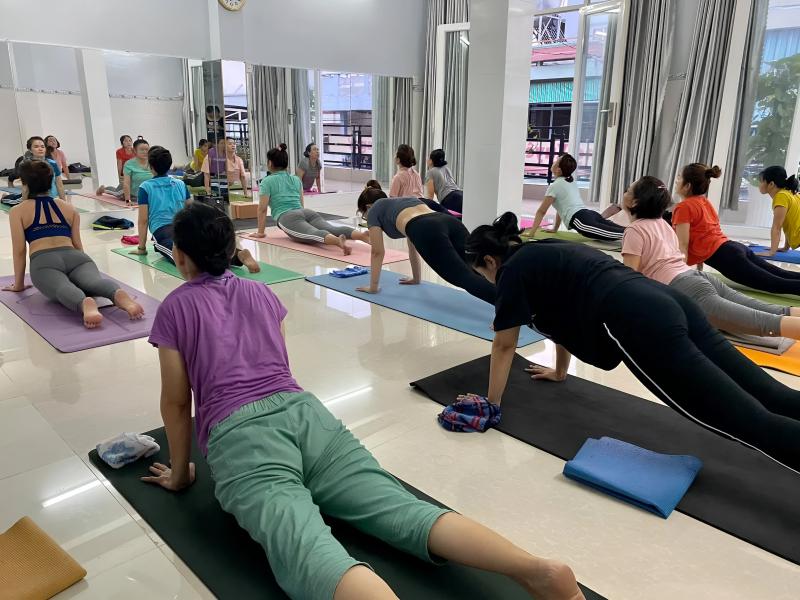 CLB Yoga Long Xuyên