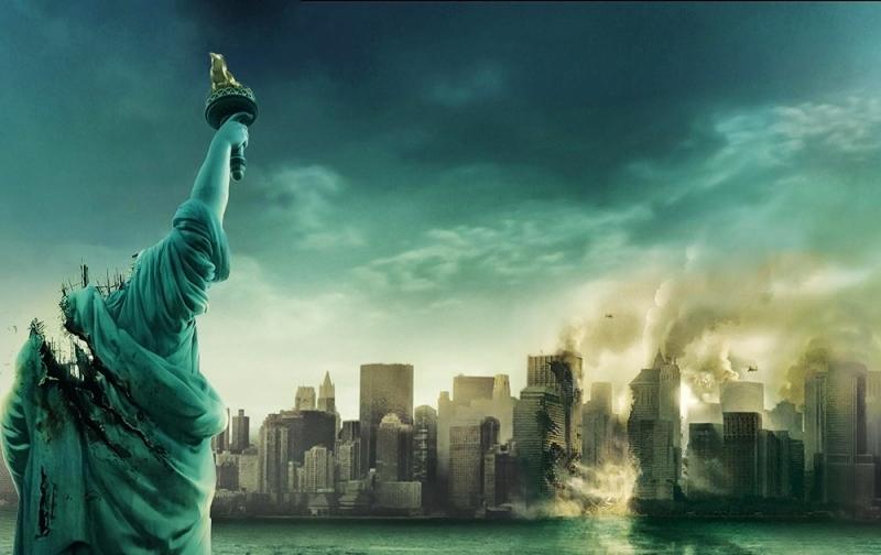 Cloverfield (2008) của đạo diễn: Matt Reeves.