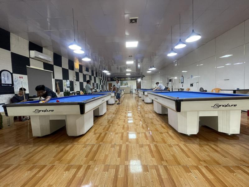 Club Billiards Long Trần