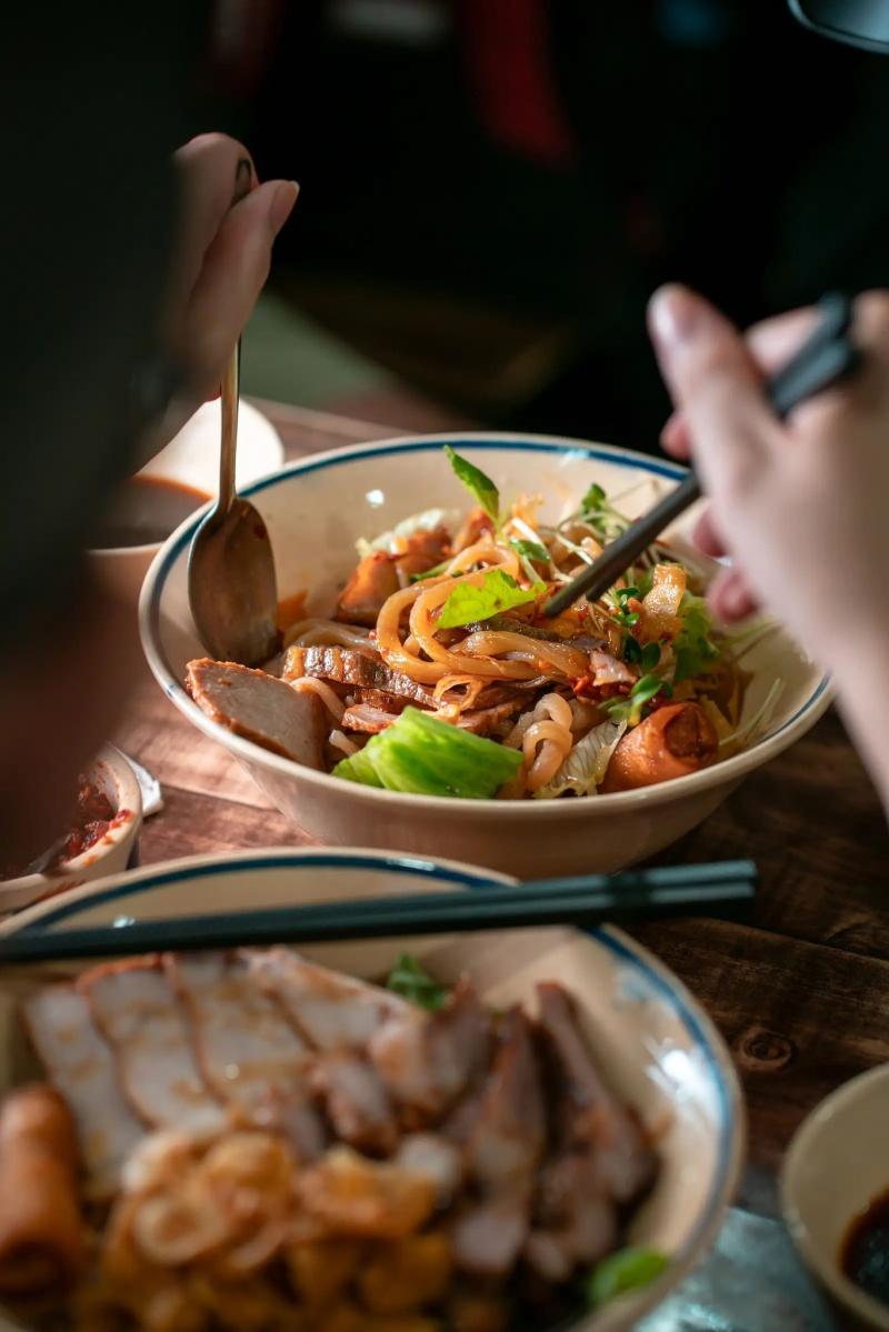 Cô Ba Ân - Cao lầu Hội An