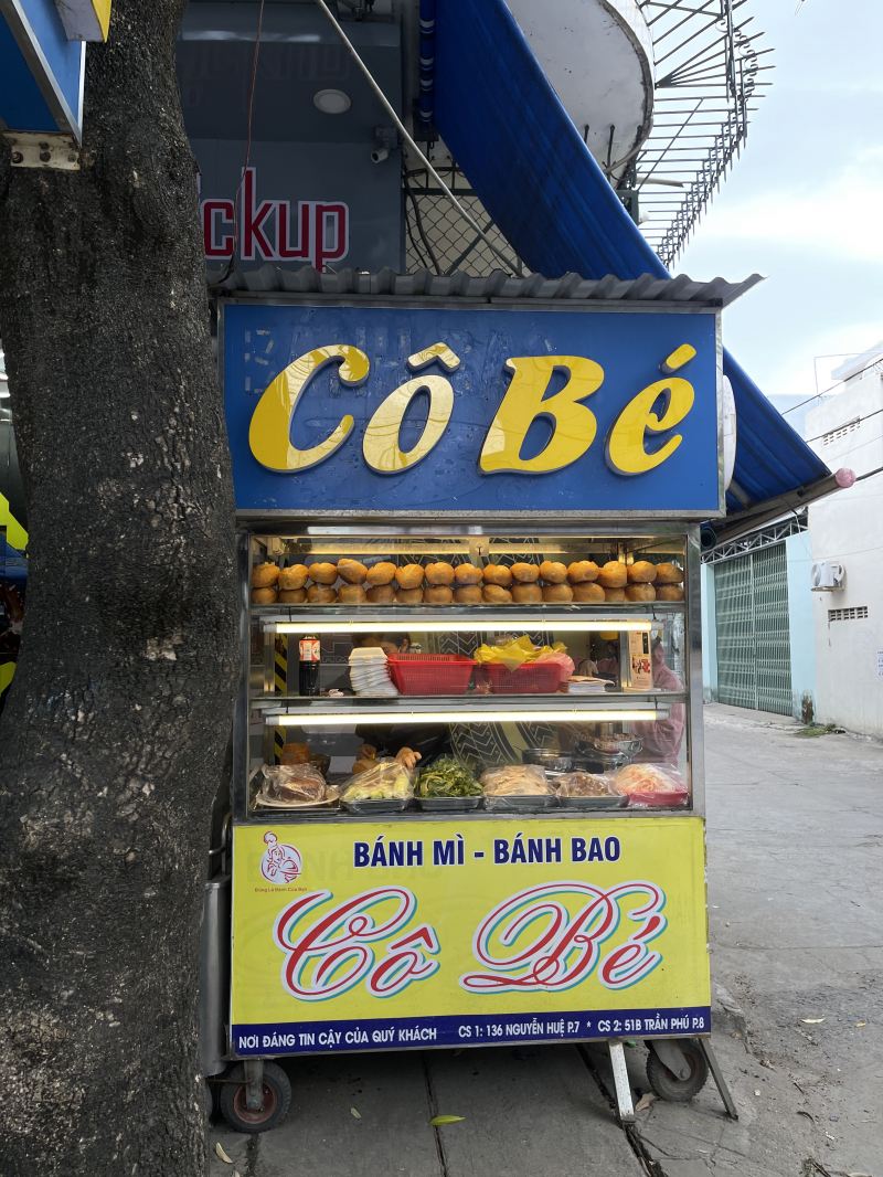 Cô Bé - Bánh Mì Bánh Bao CS2