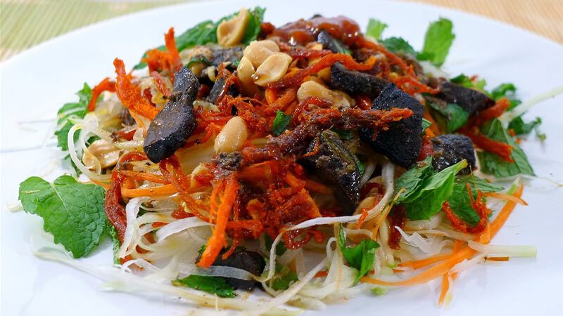 Nộm bò khô - phố Hoàn Kiếm