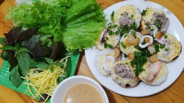 Bánh Xèo, Bánh Căn Cô Huệ