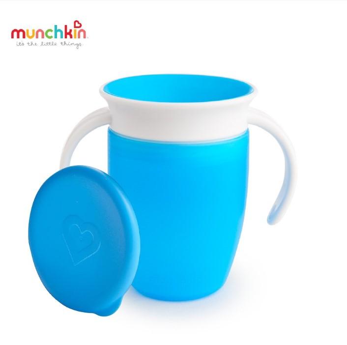 Cốc tập uống 360 độ chống đổ Munchkin